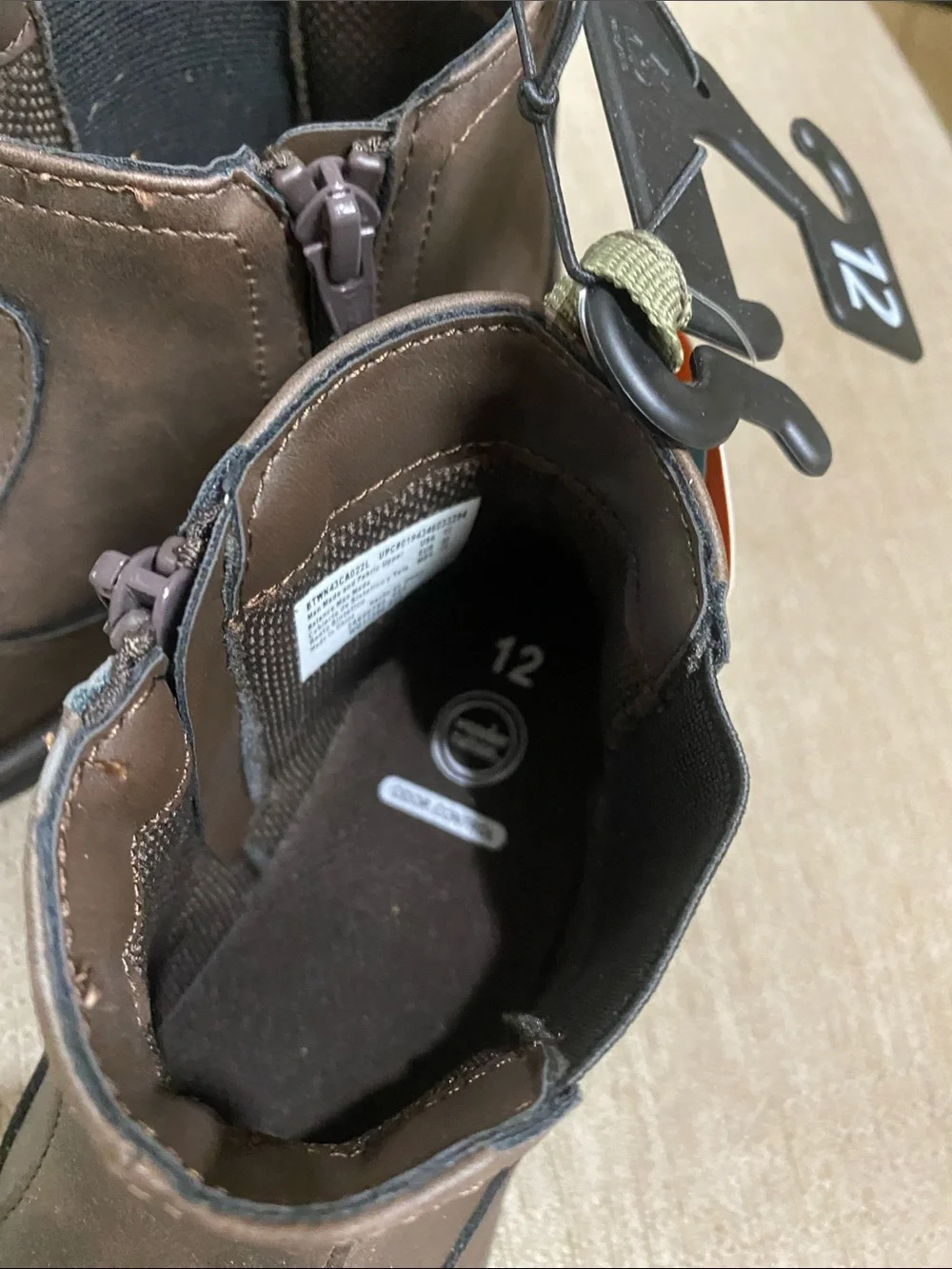 wonder nation NWT Brown Kids Chelsea Boots  with Black Elastic / Sz 12